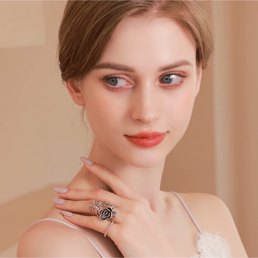925 Sterling Silver Adjustable Rose Statement Ring (S)